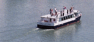 Touristenboot Dravska Vila - Maribor
